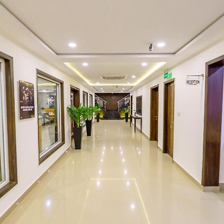 Hotel One Sahiwal Exterior photo