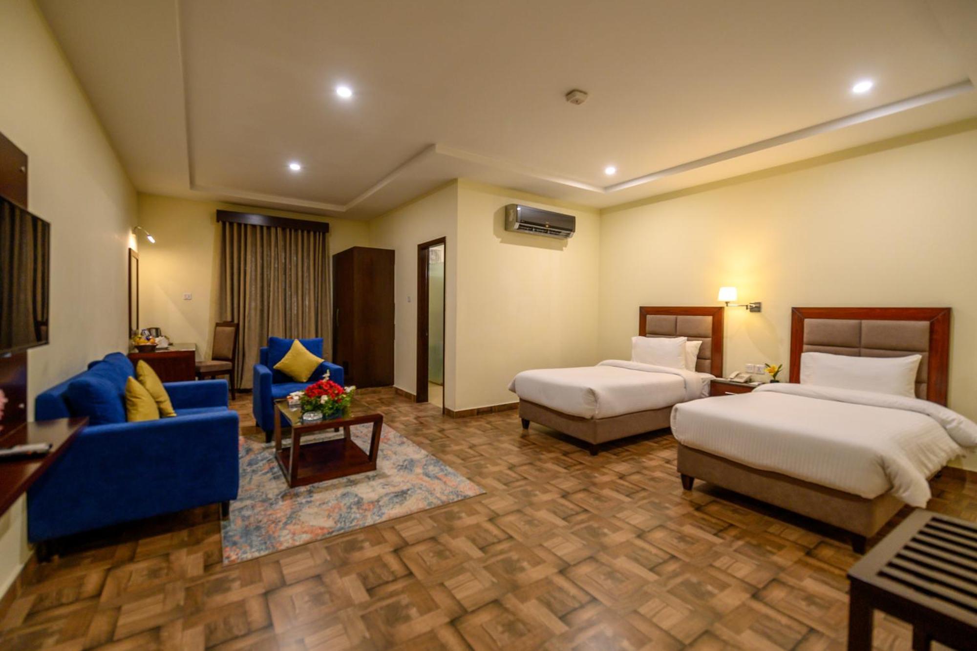 Hotel One Sahiwal Exterior photo