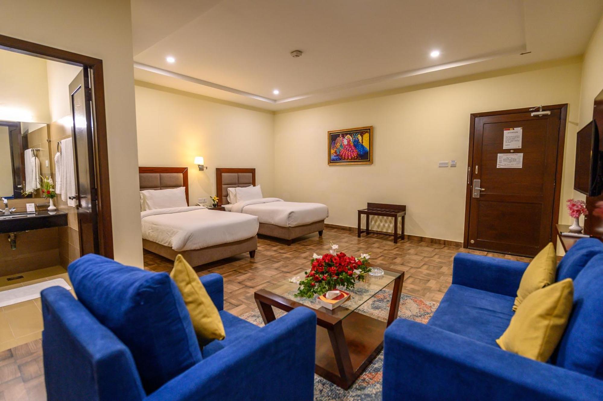 Hotel One Sahiwal Exterior photo